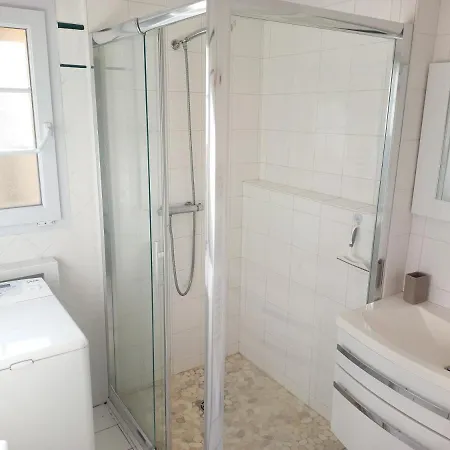 Maison Au Milieu Des Pins Entre Golf Et Prázdninový dům