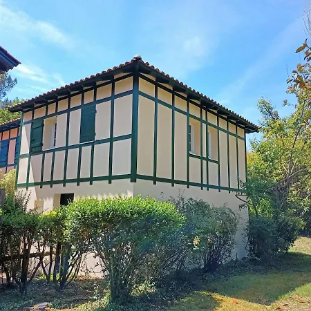 Maison Au Milieu Des Pins Entre Golf Et Holiday home *