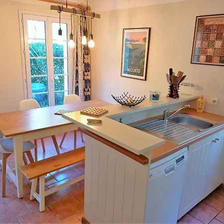 Prázdninový dům Maison Au Milieu Des Pins Entre Golf Et *